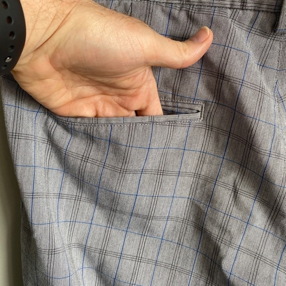 Calvin Klein Golf Men's Gray Checker Pattern Golf Shorts Flat Front Size 36 - Picture 7 of 13